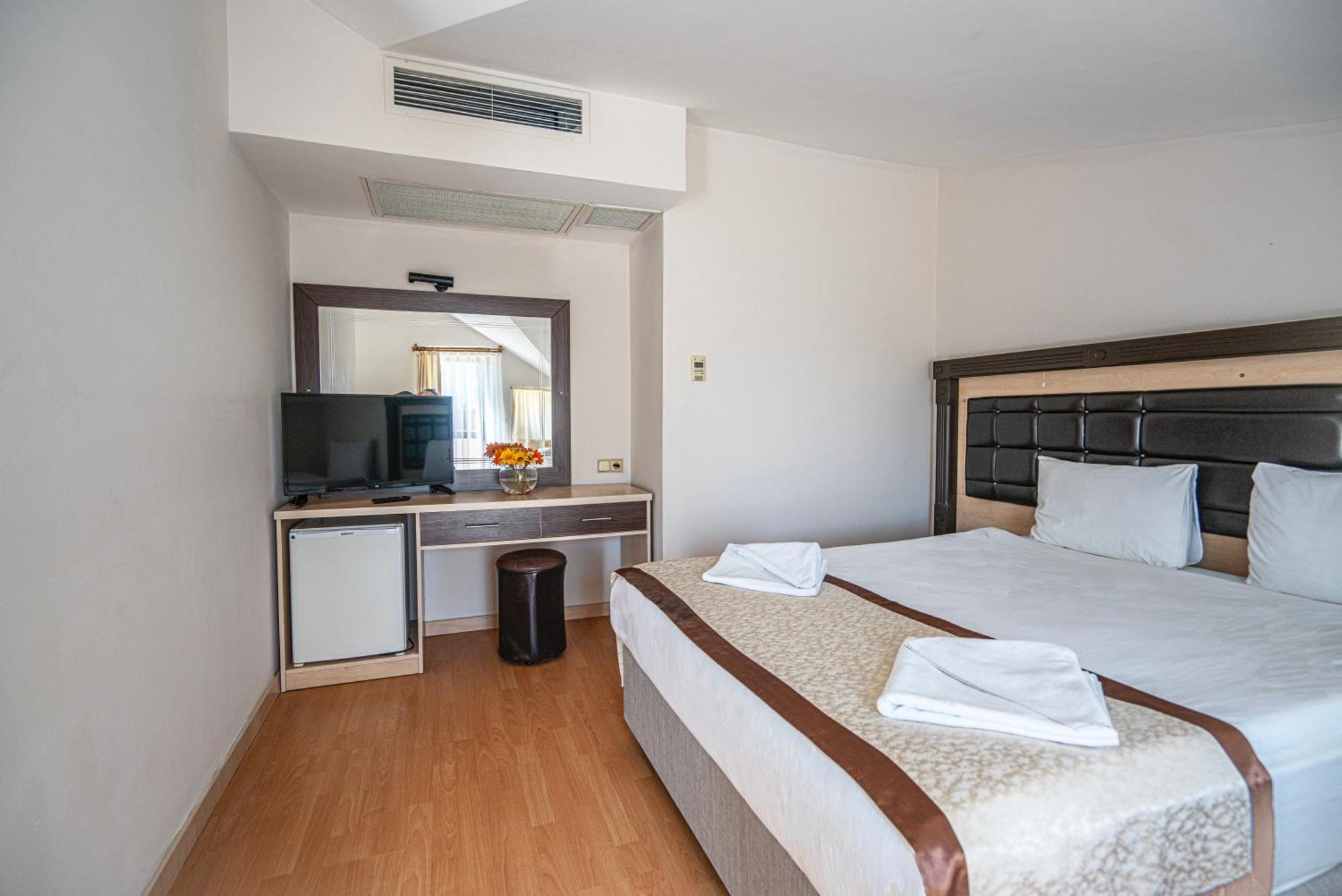Tu Casa Gelidonya Hotel เกเมร์ ภายนอก รูปภาพ